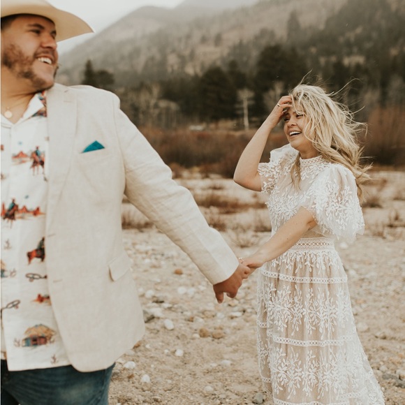 Meet your Posher, Amber - Picture 3 of 4